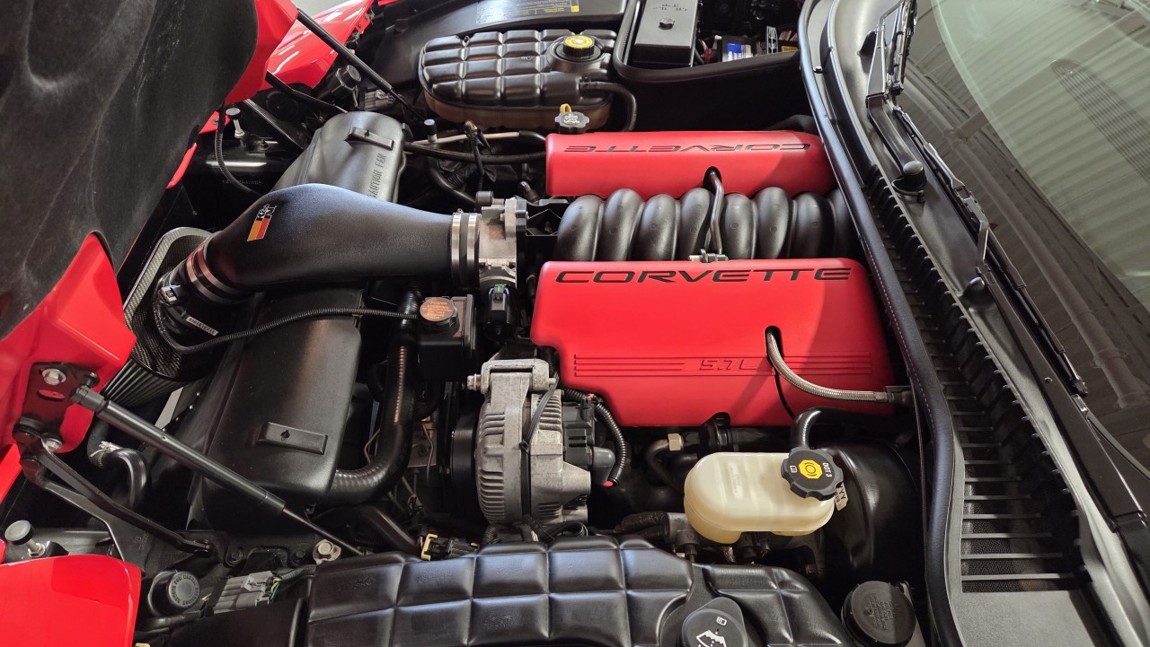 2003 Chevrolet Corvette - Image 38