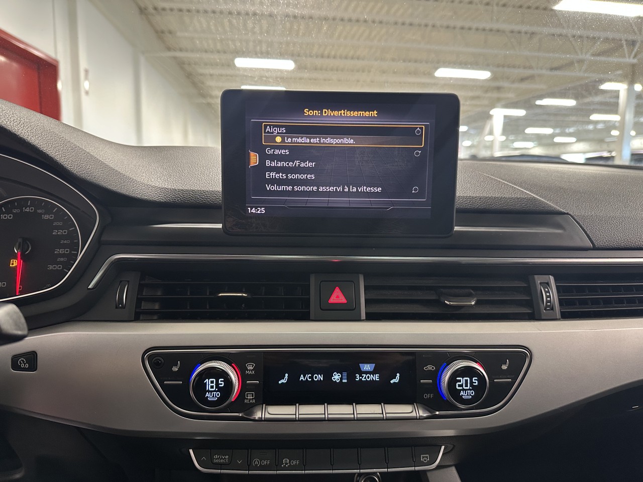 2017 Audi A4 - Image 18