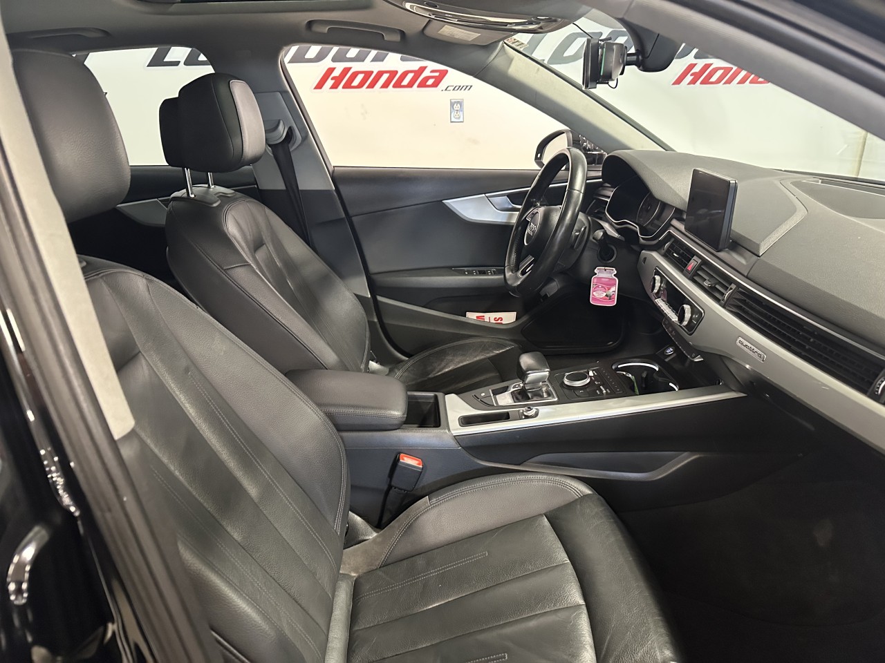 2017 Audi A4 - Image 22