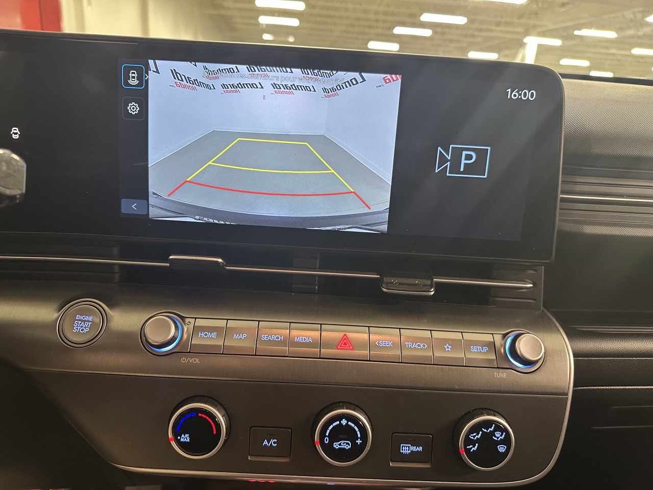 2024 Hyundai Kona - Image 15