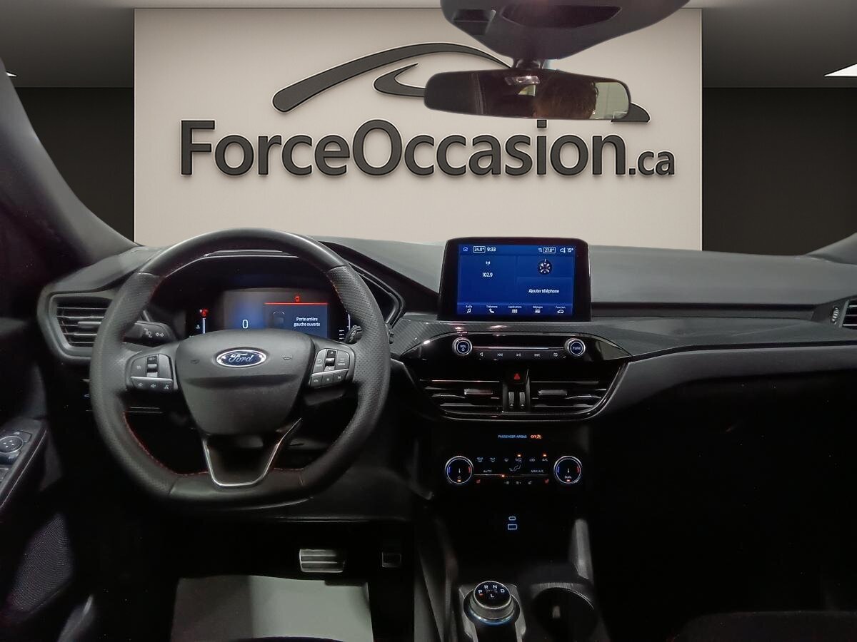 2023 Ford Escape - Image 31