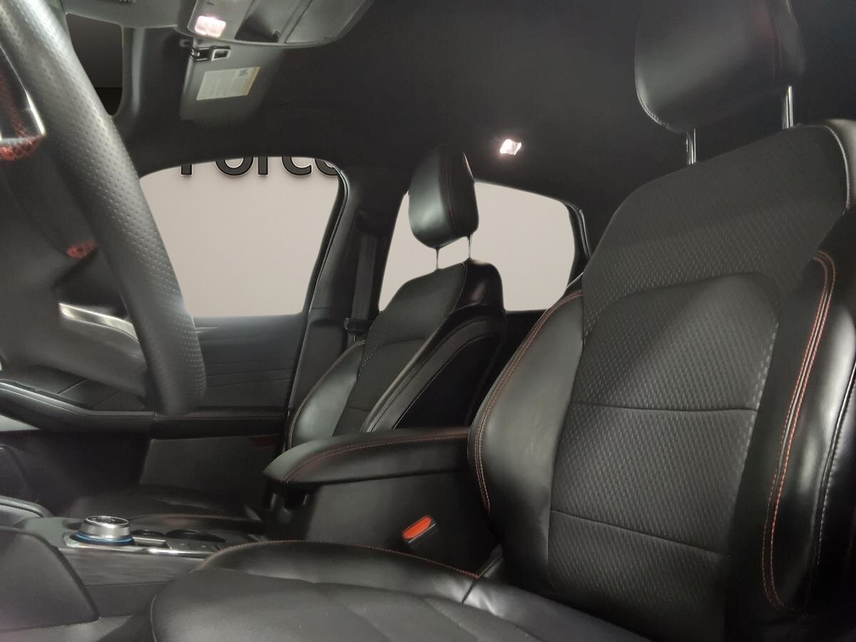 2023 Ford Escape - Image 37