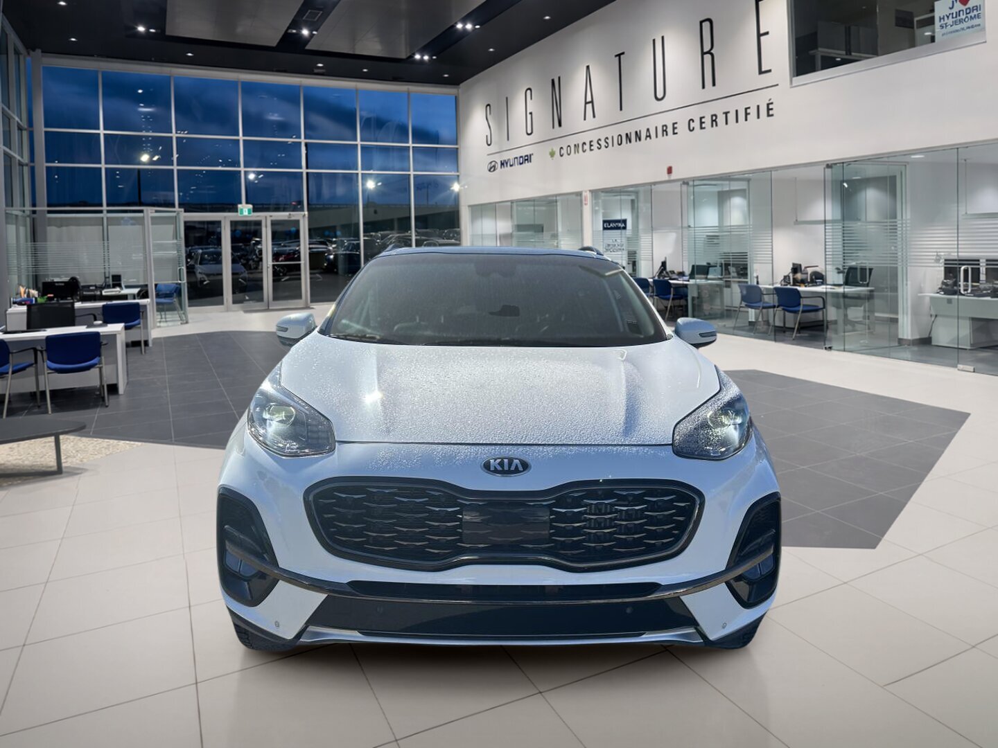 2022 Kia Sportage - Image 650