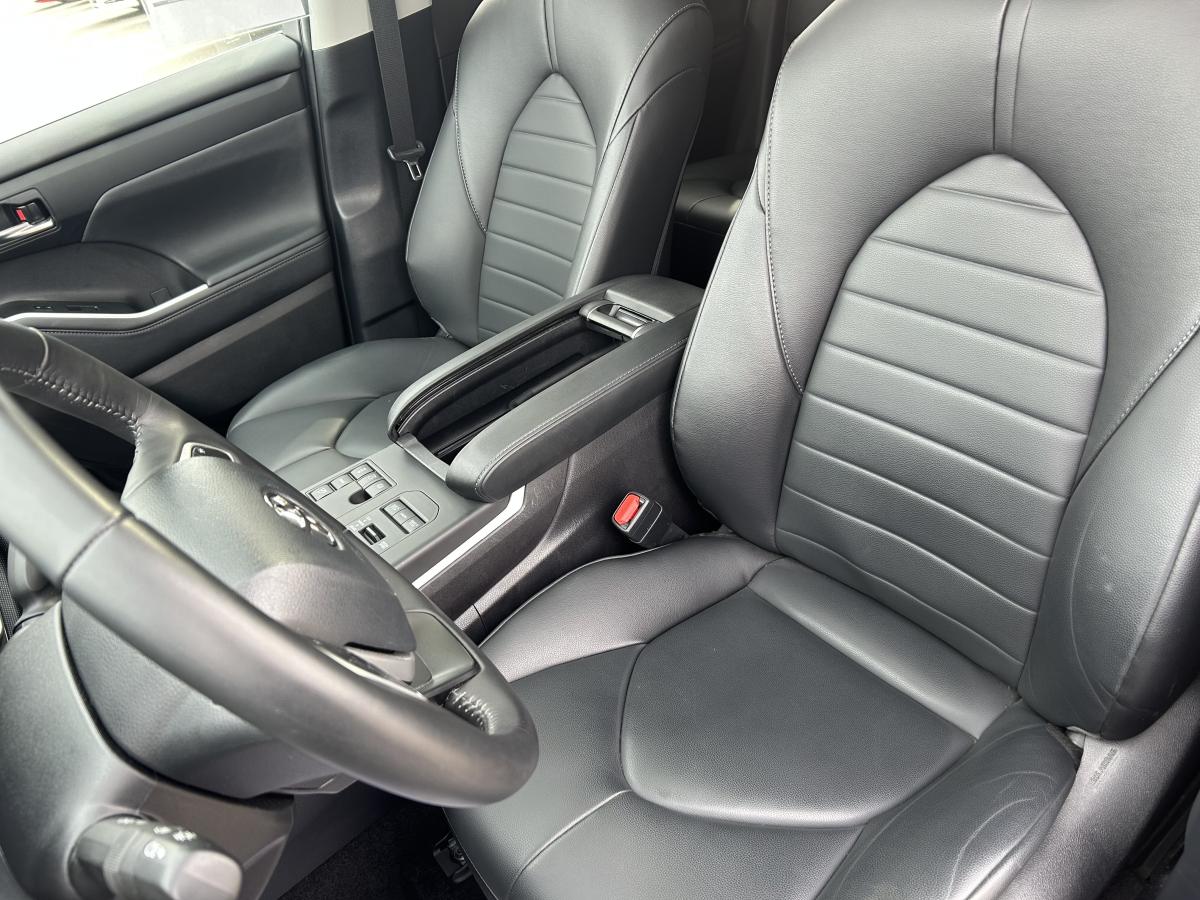 2024 Toyota Highlander - Image 45