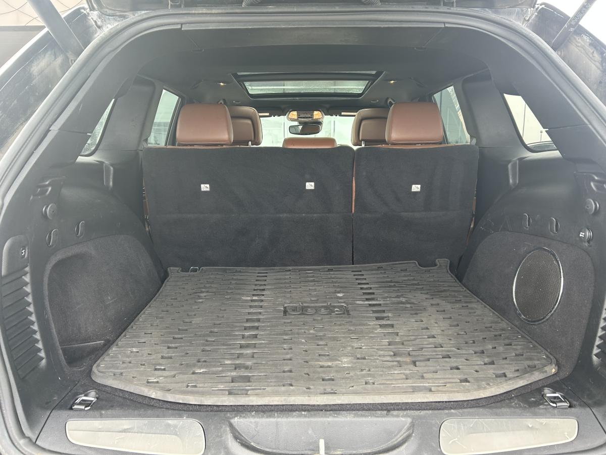 2021 Jeep Grand Cherokee - Image 184