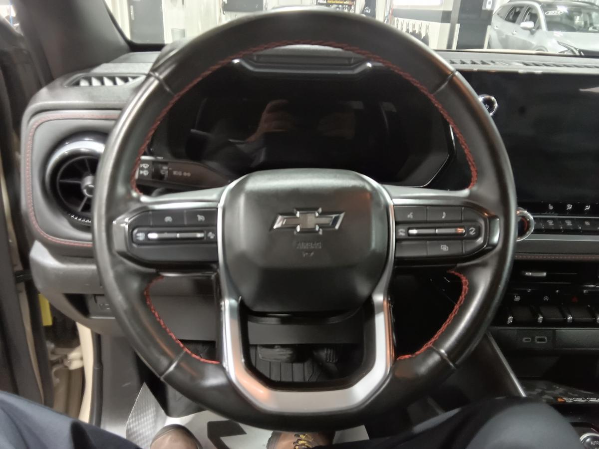 2024 Chevrolet Colorado - Image 44