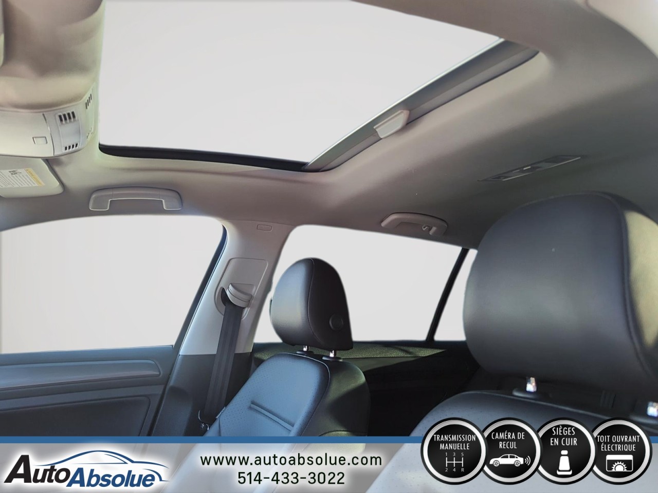 2019 Volkswagen Golf - Image 10