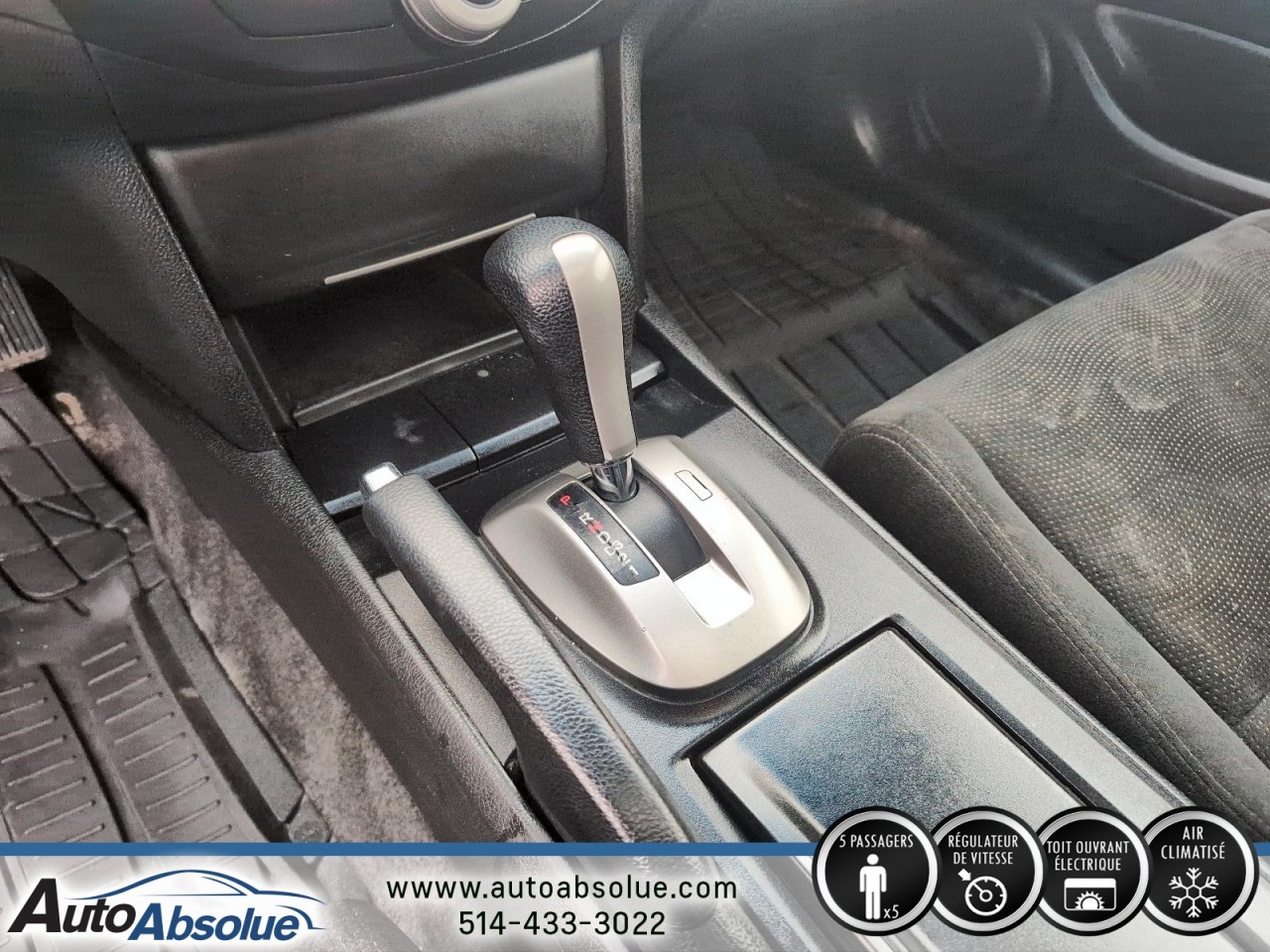 2009 Honda Accord - Image 12