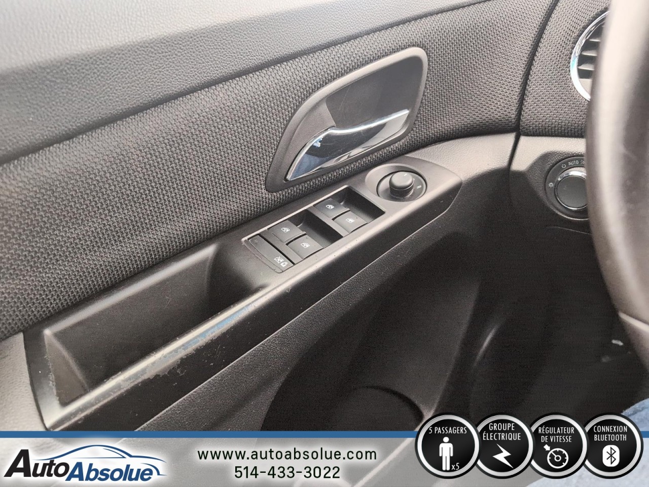 2014 Chevrolet Cruze - Image 11
