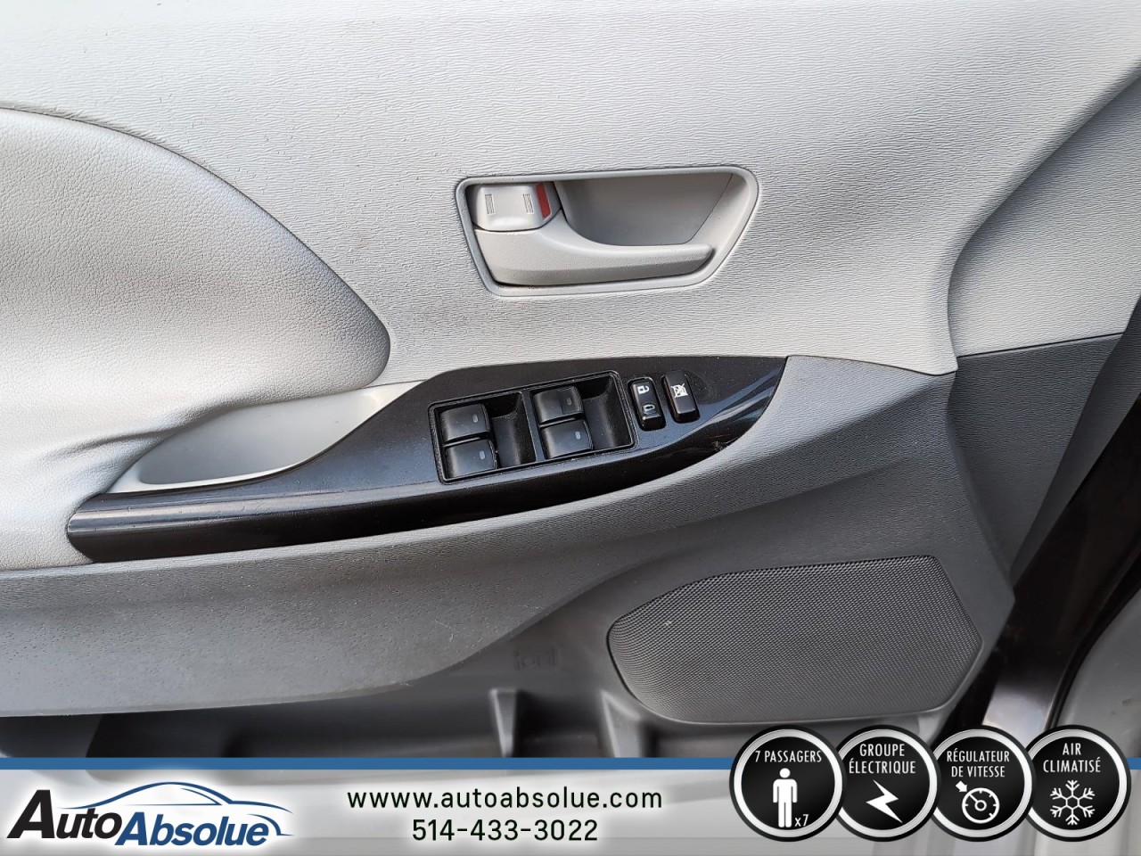 2011 Toyota Sienna - Image 11