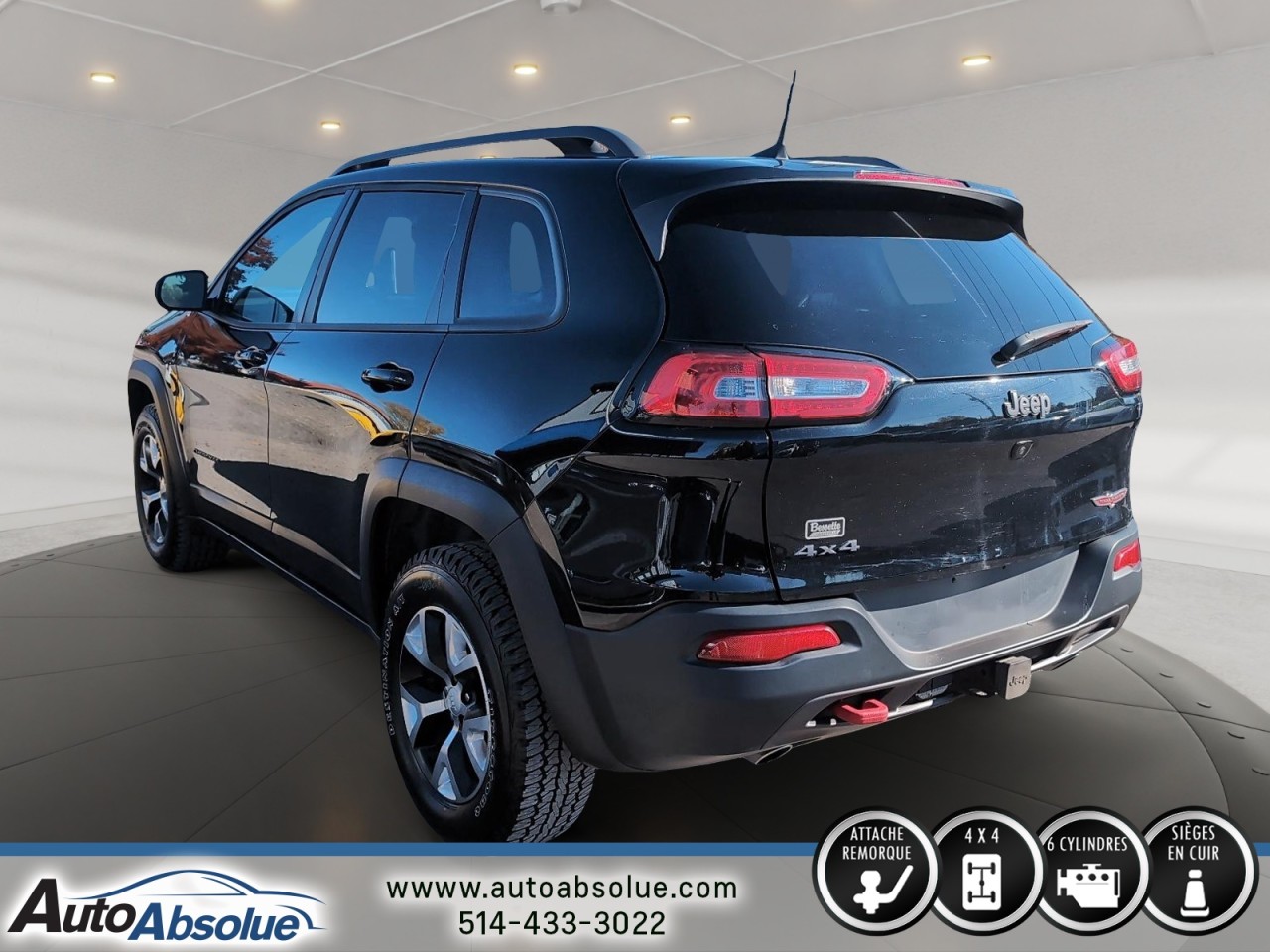 2017 Jeep Cherokee - Image 4