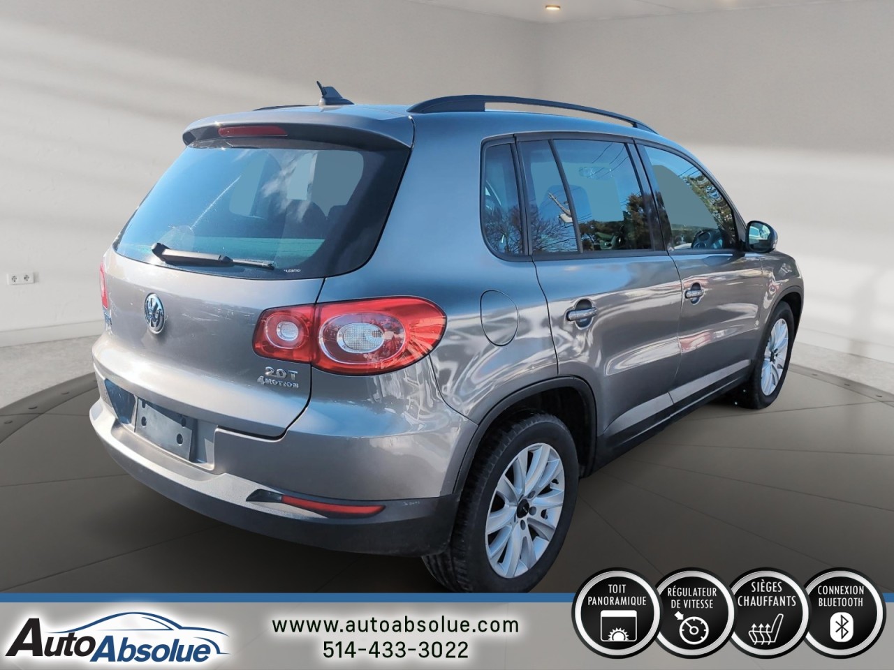 2011 Volkswagen Tiguan - Image 3