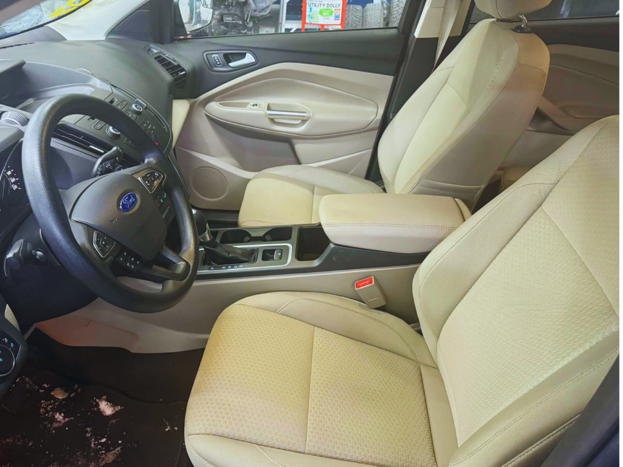 2017 Ford Escape - Image 9