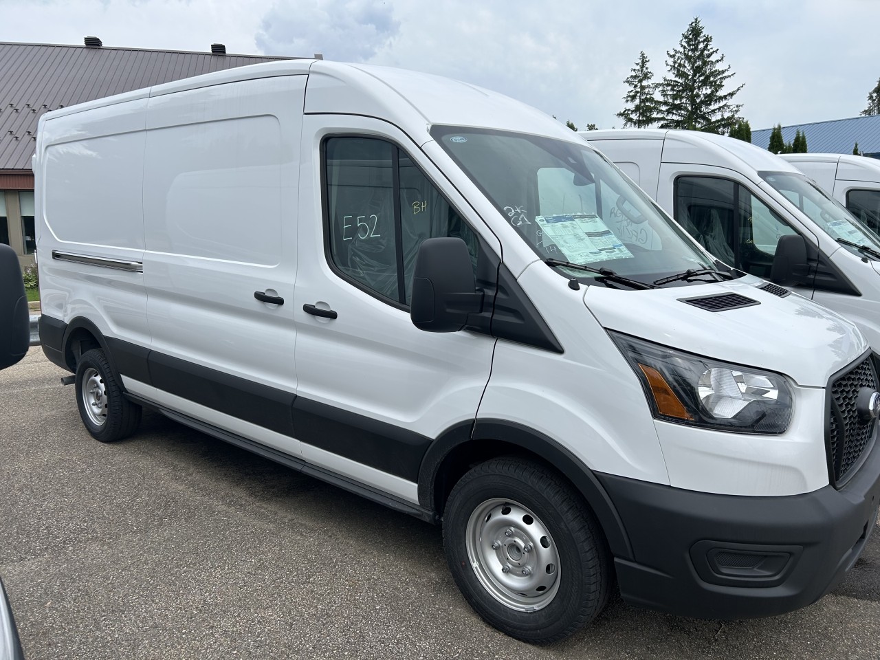 2025 Ford Transit fourgon utilitaire - Image 7