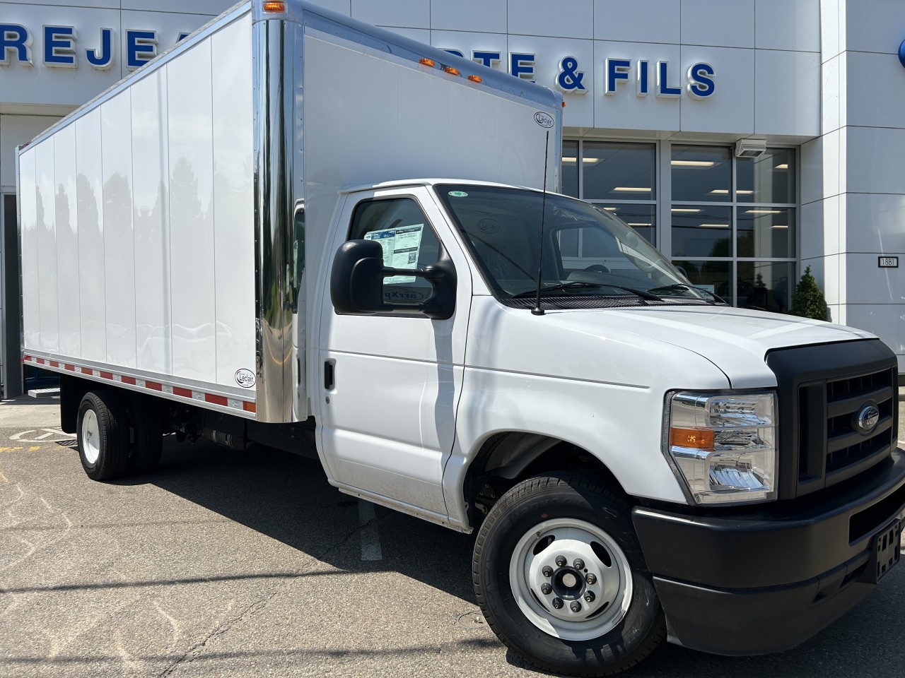 2024 Ford Série E tronqué