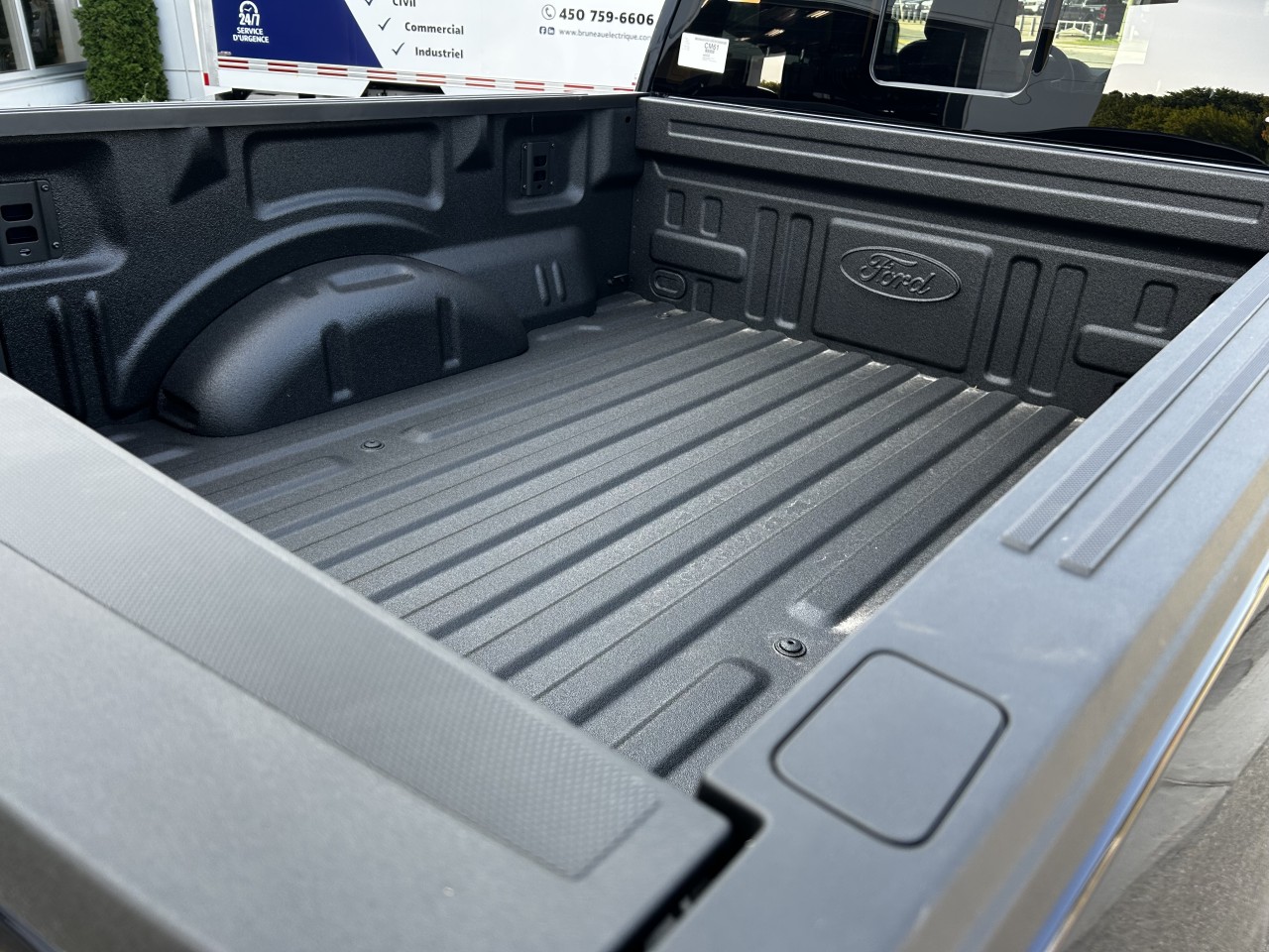 2025 Ford F-150 - Image 5