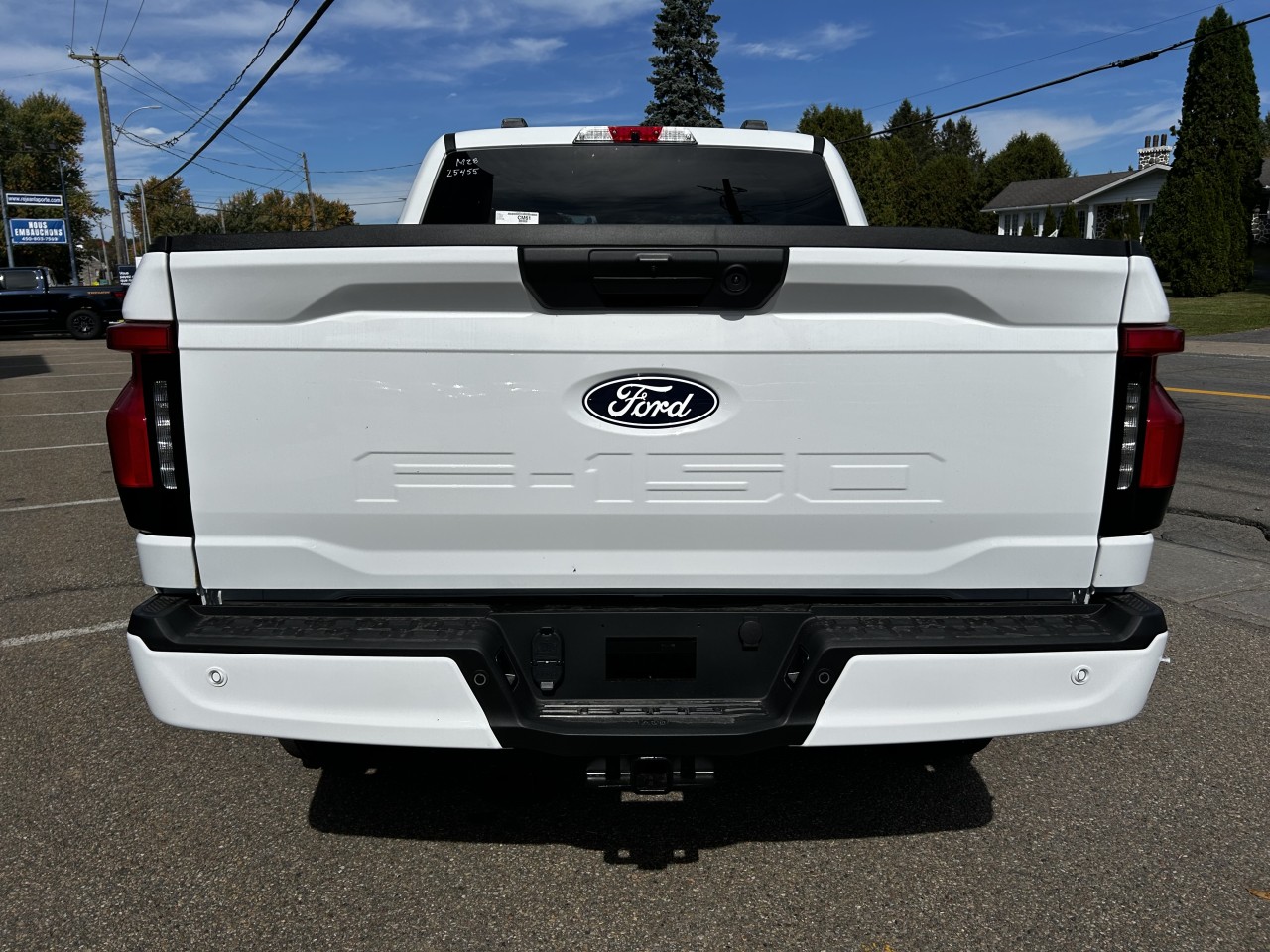 2025 Ford F-150 Lightning - Image 8