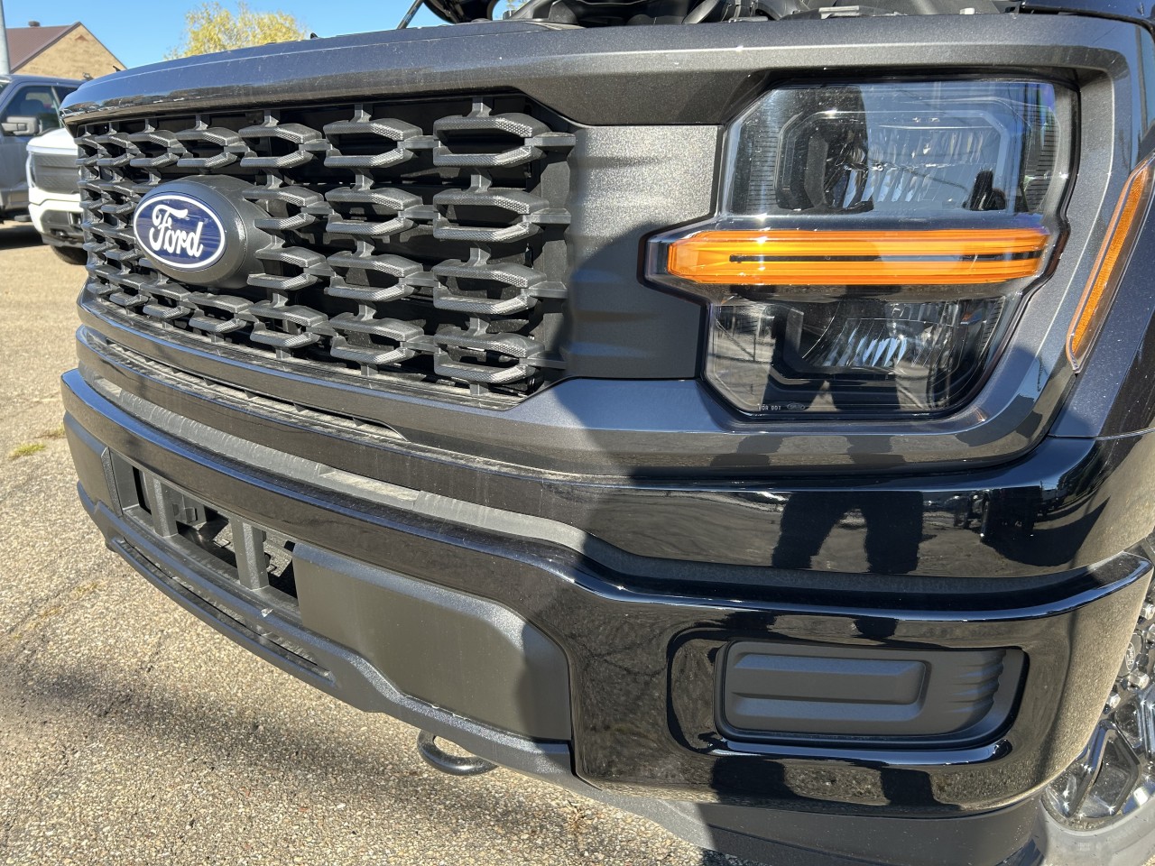 2025 Ford F-150 - Image 18