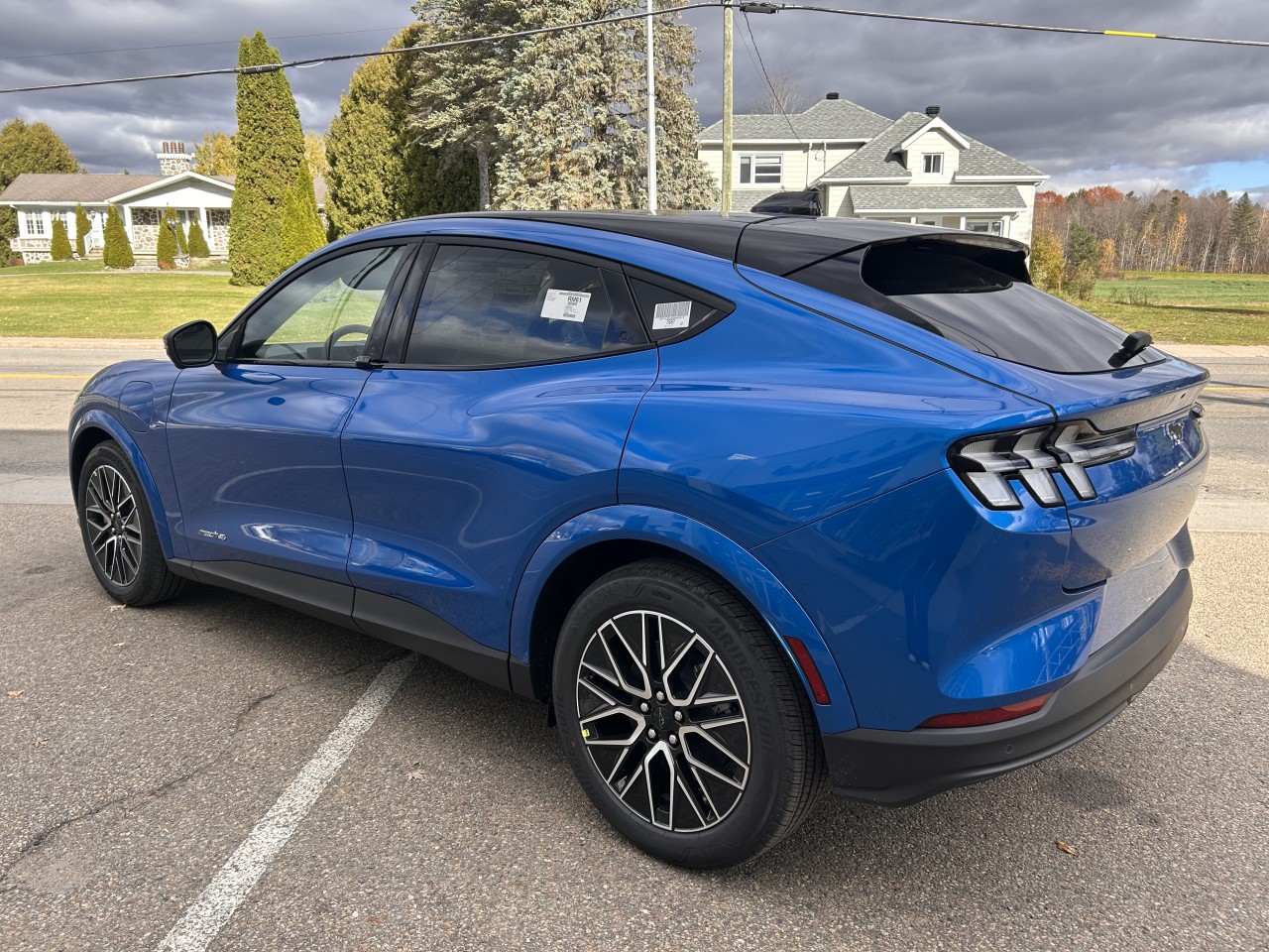 2025 Ford Mustang Mach-E - Image 5