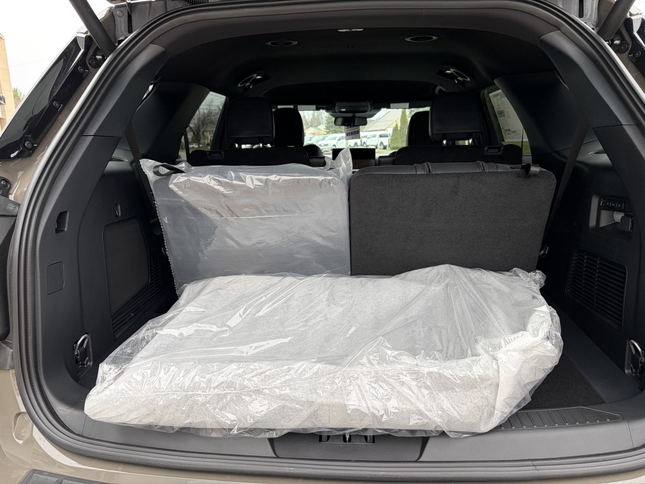 2026 Ford Explorer - Image 7