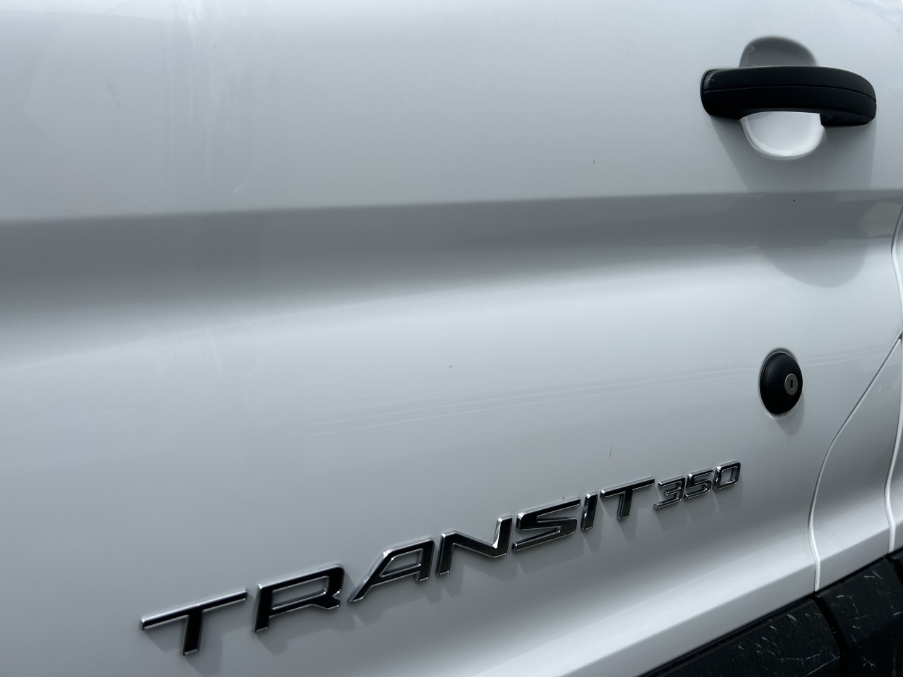 2024 Ford Transit - Image 10