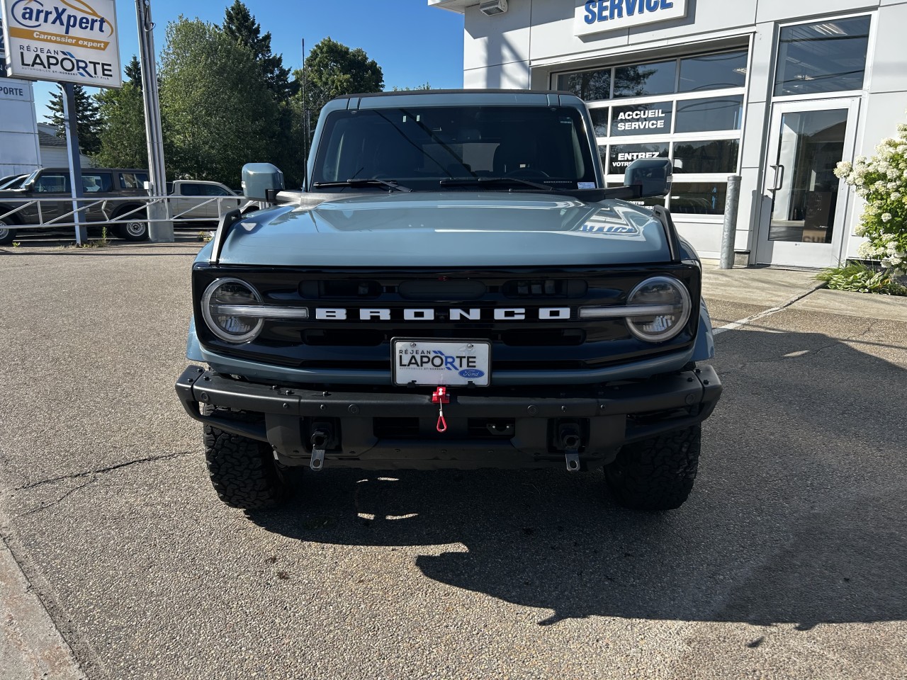 2022 Ford Bronco - Image 2