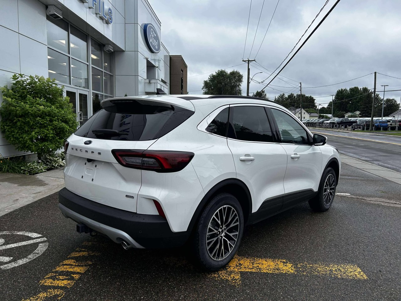 2025 Ford Escape - Image 6