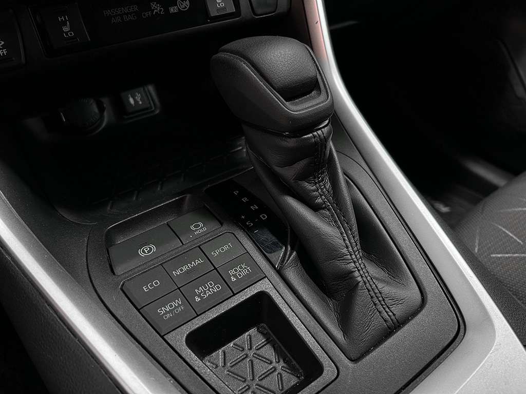 2019 Toyota Rav4 - Image 64