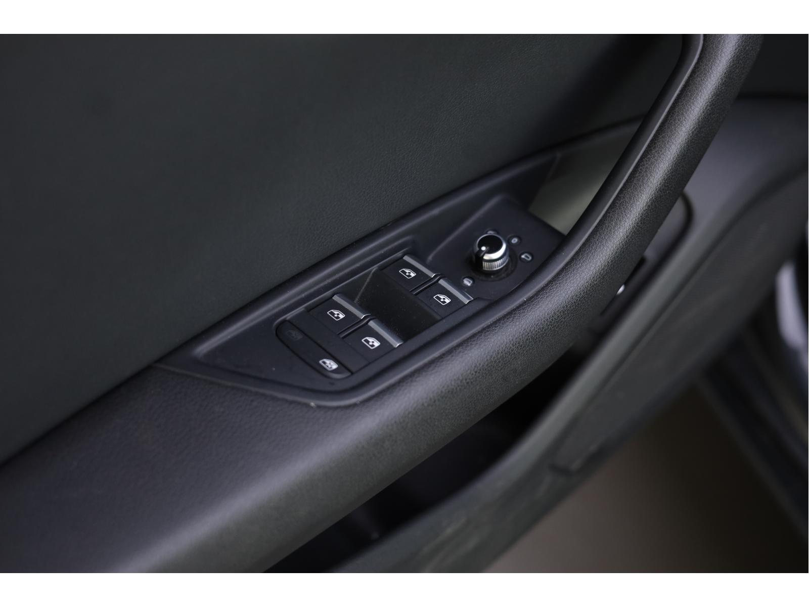 2018 Audi A4 - Image 43