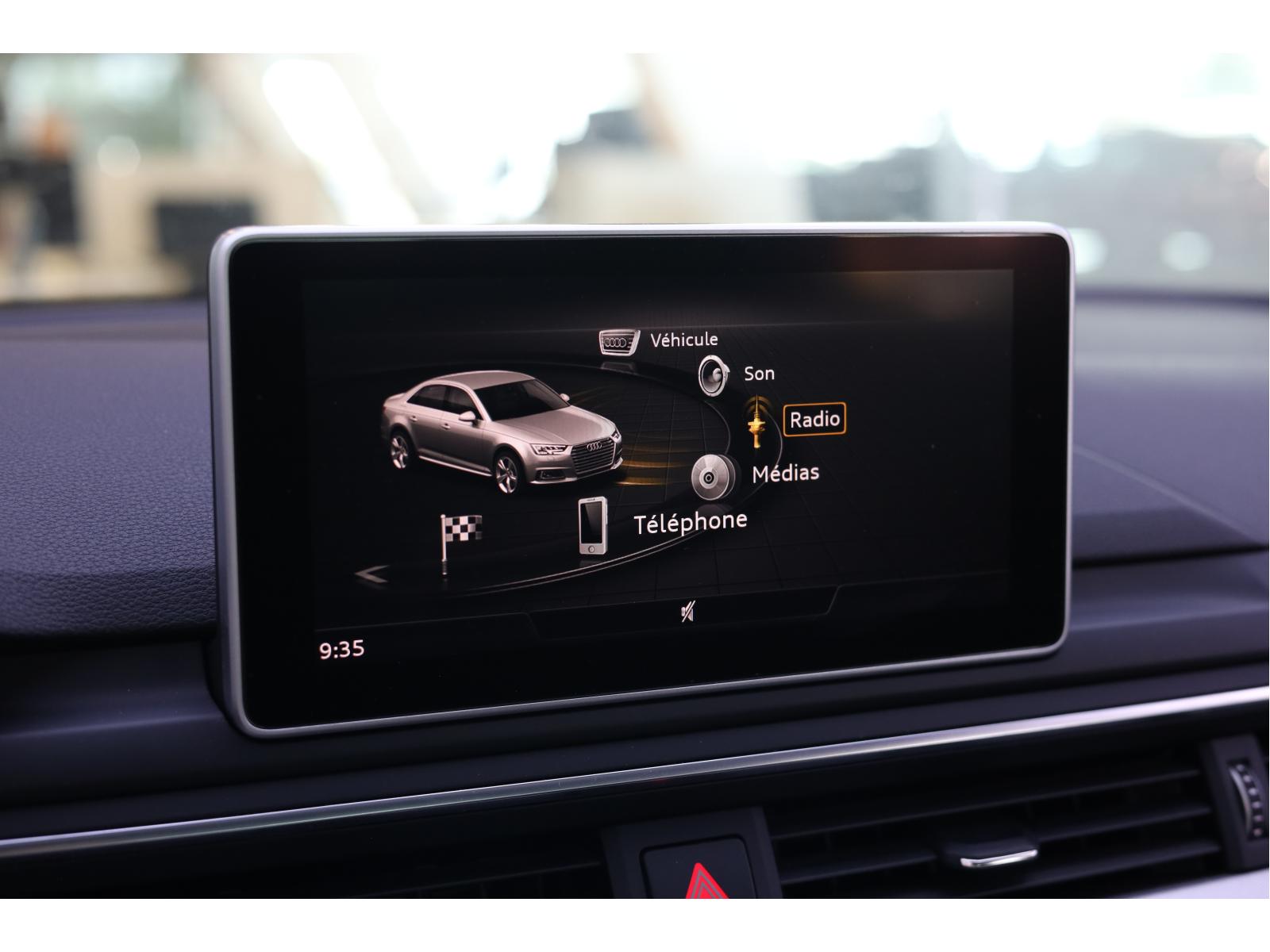 2018 Audi A4 - Image 46