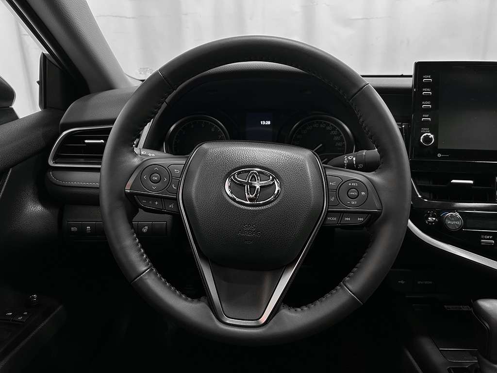 2024 Toyota Camry - Image 10