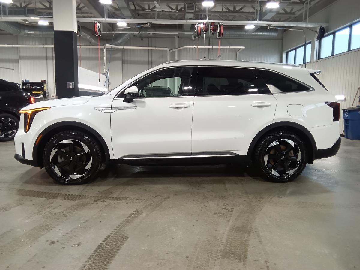 2026 Kia Sorento HEV - Image 18