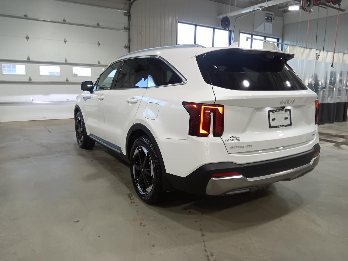2026 Kia Sorento HEV - Image 21