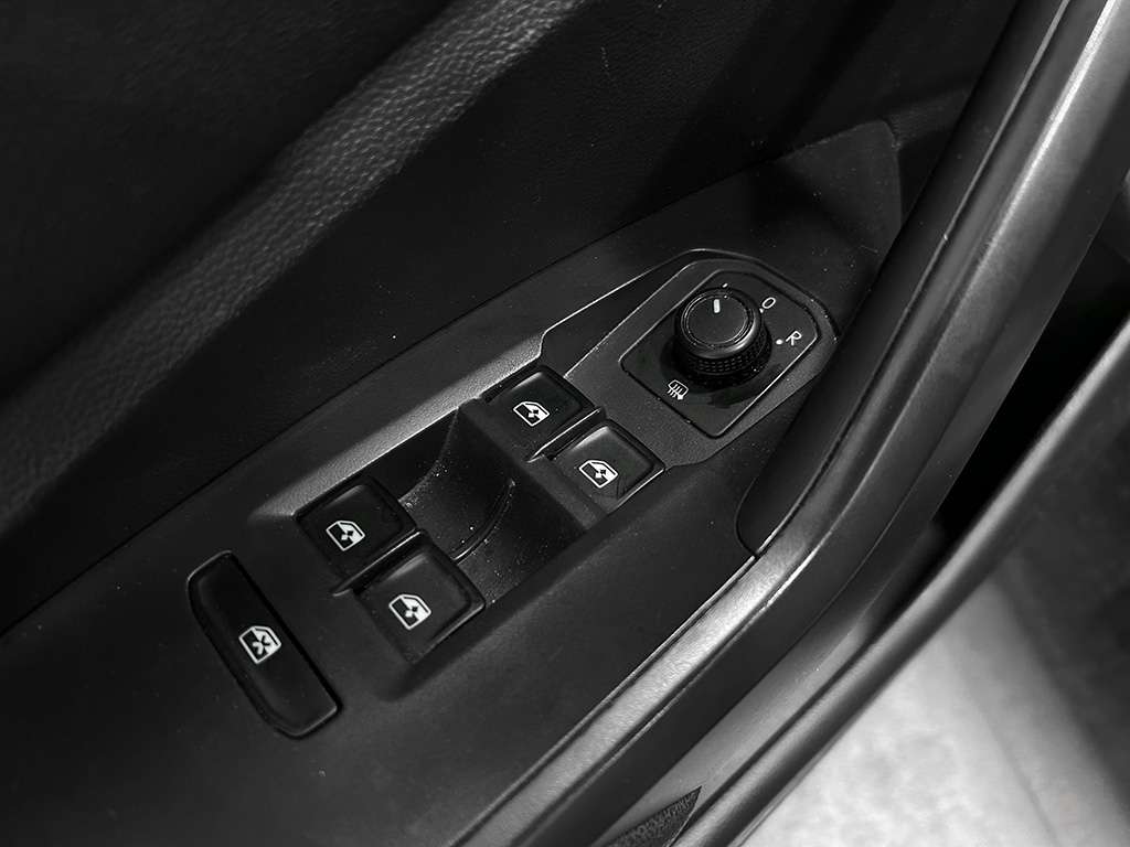 2020 Volkswagen Jetta - Image 9