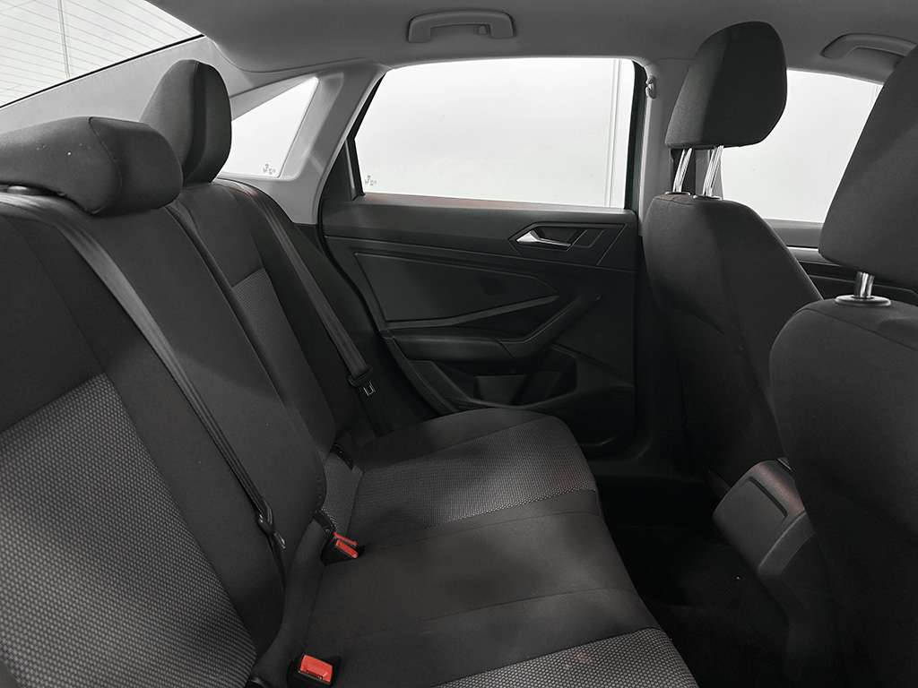 2020 Volkswagen Jetta - Image 19