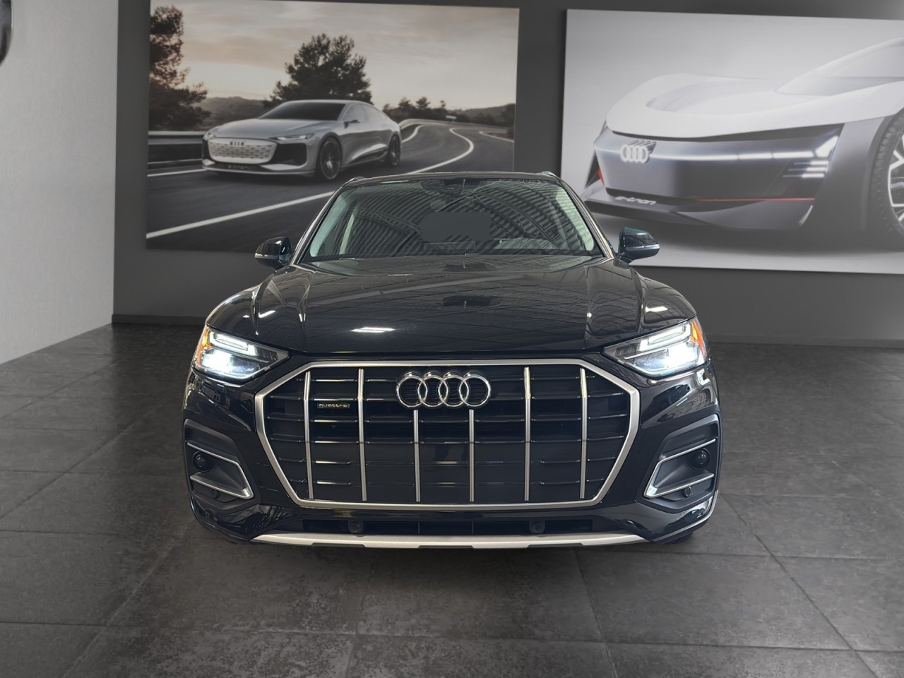2022 Audi Q5 - Image 2