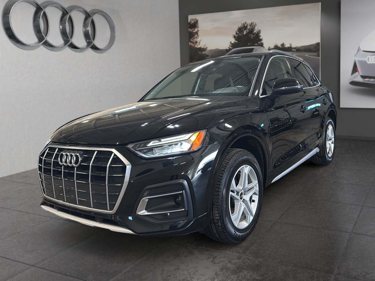 2022 Audi Q5 - Image 3
