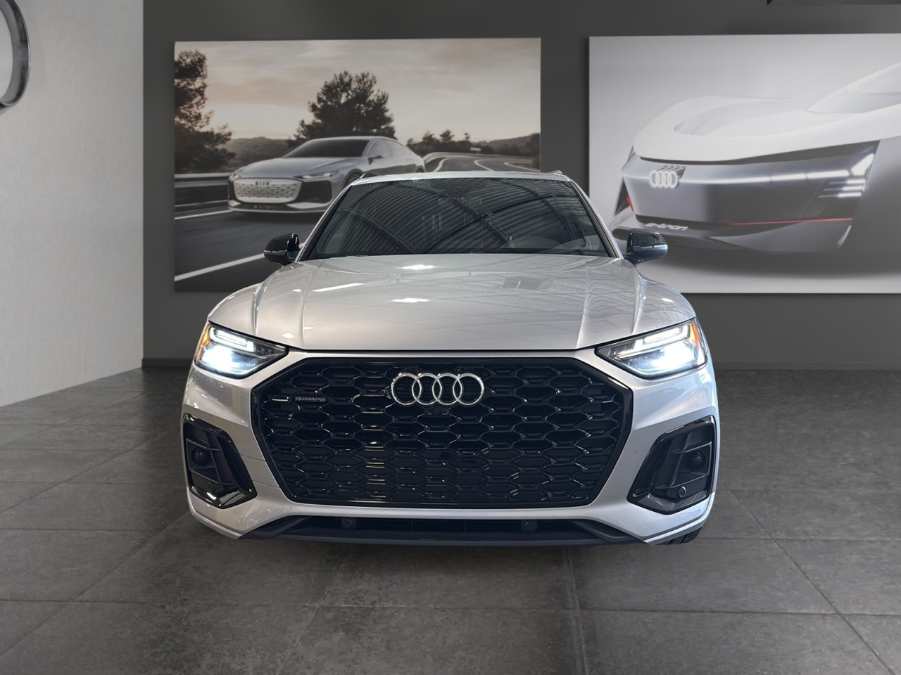 2023 Audi Q5 Sportback - Image 2