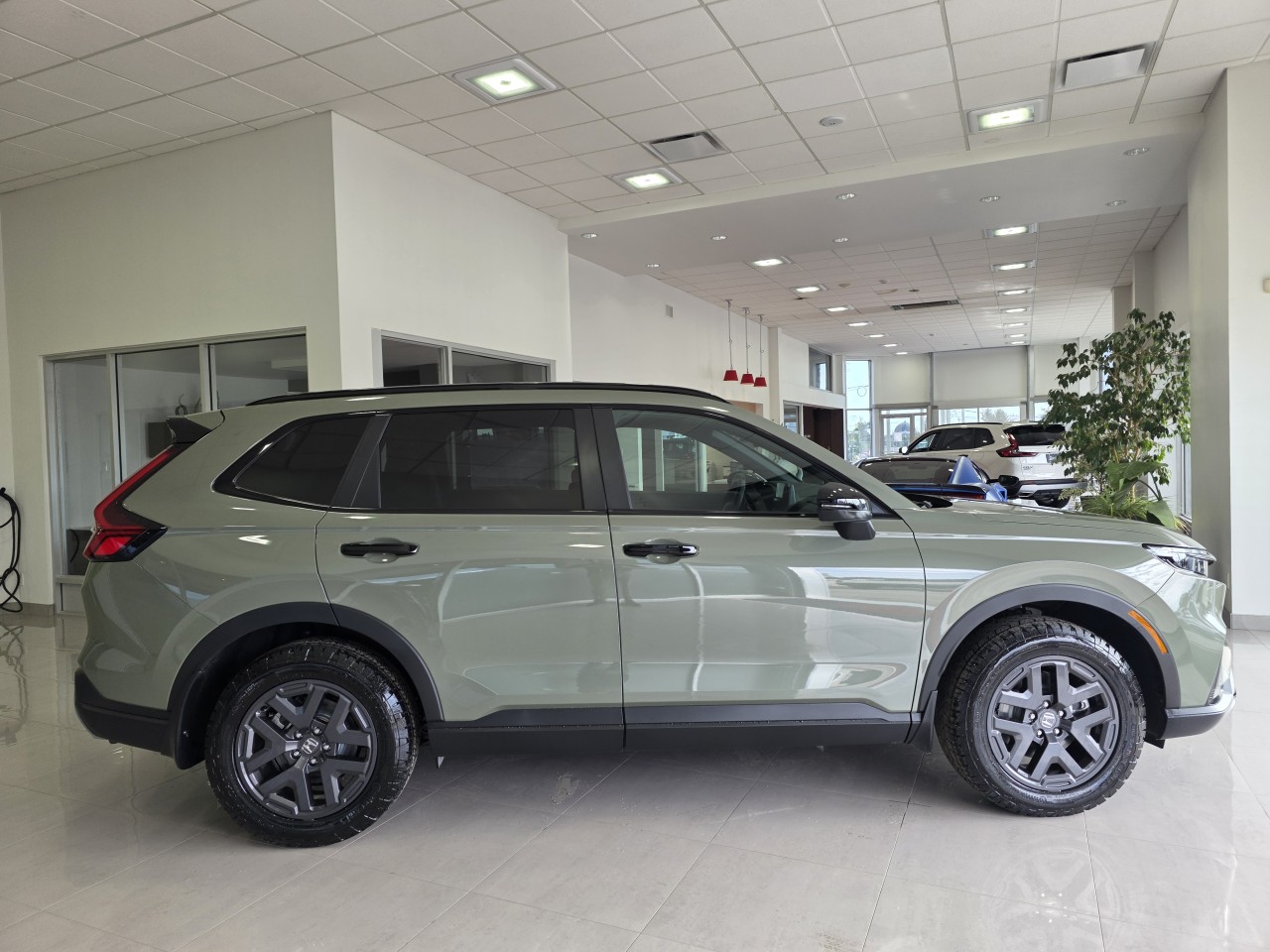 2026 Honda CR-V - Image 8