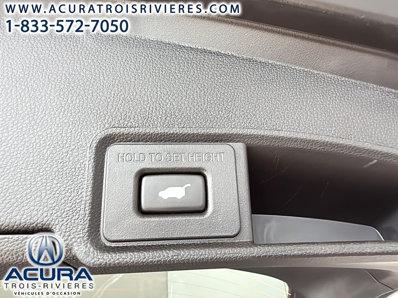 2025 Acura RDX - Image 23