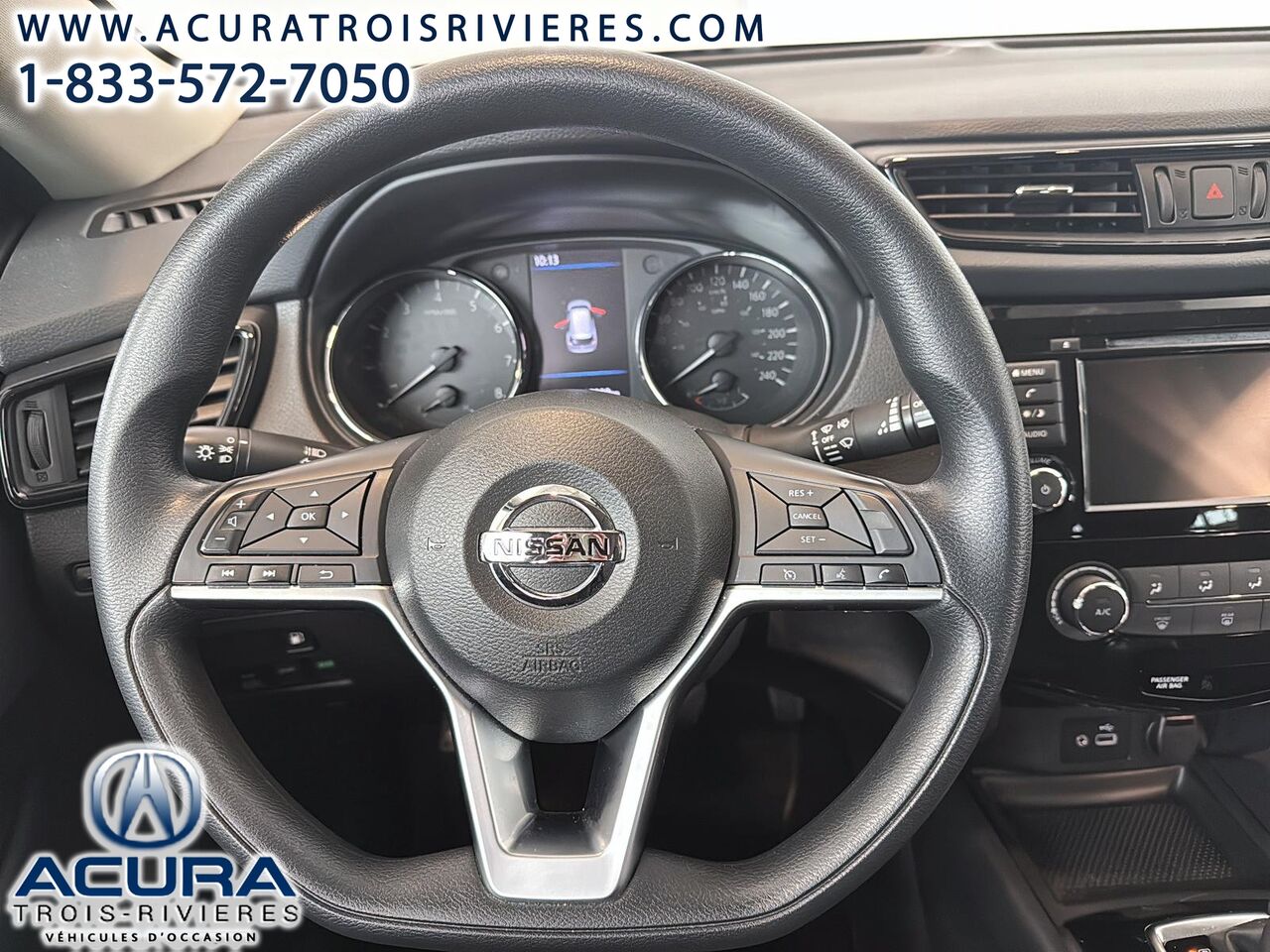 2018 Nissan Rogue - Image 12