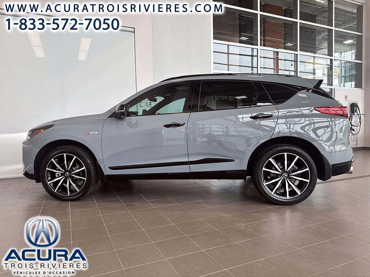 2025 Acura RDX - Image 8