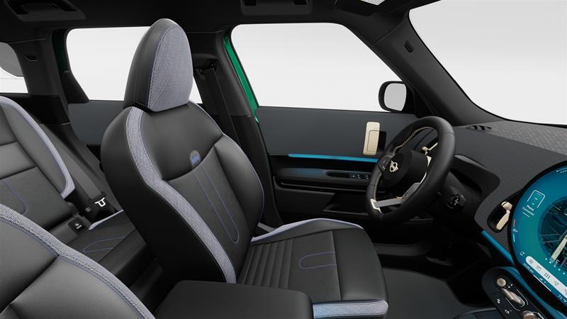2026 MINI Countryman - Image 13
