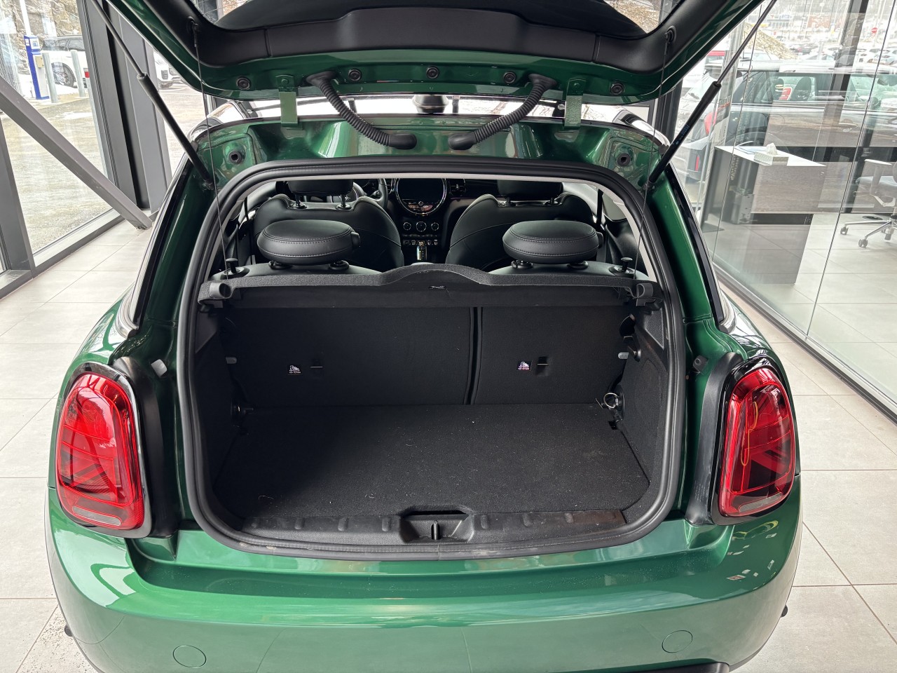 2023 Mini Cooper - Image 6