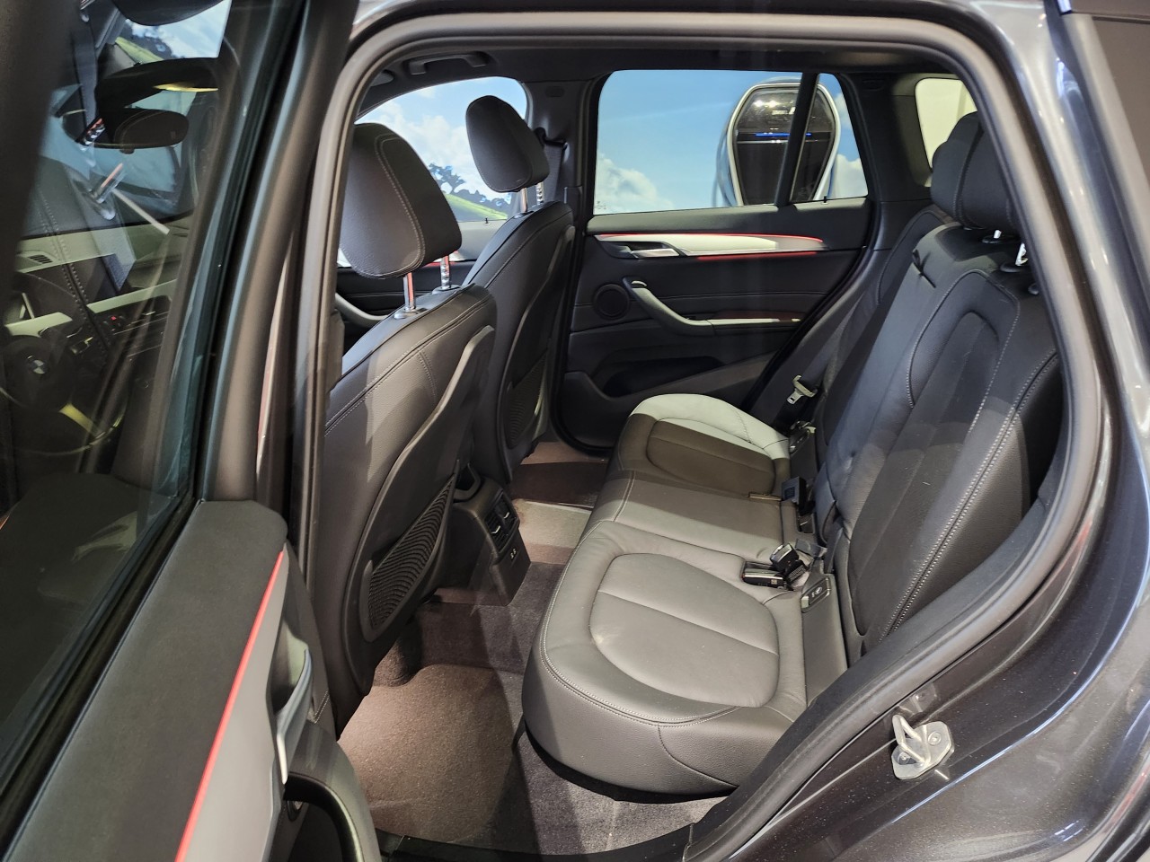 2022 BMW X1 - Image 15