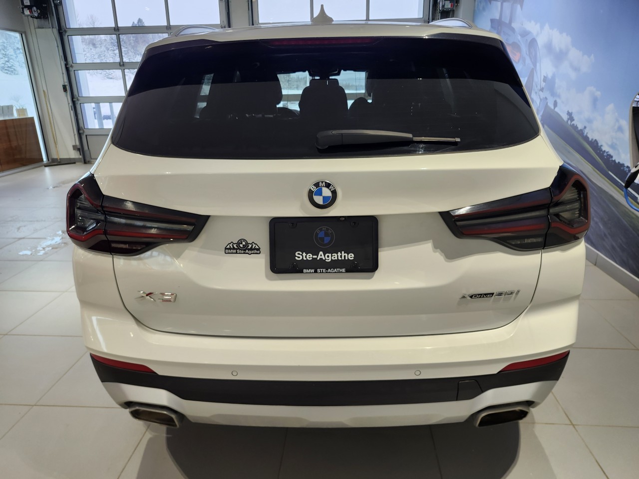 2023 BMW X3 - Image 5
