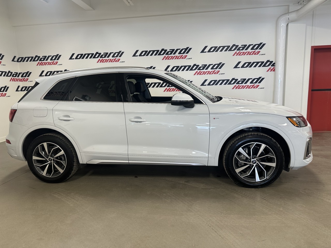 2023 Audi Q5 - Image 5