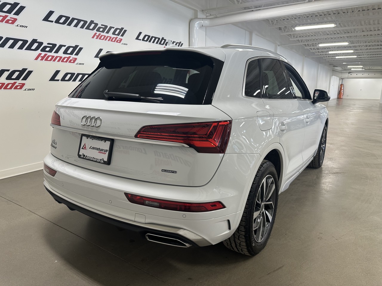 2023 Audi Q5 - Image 6