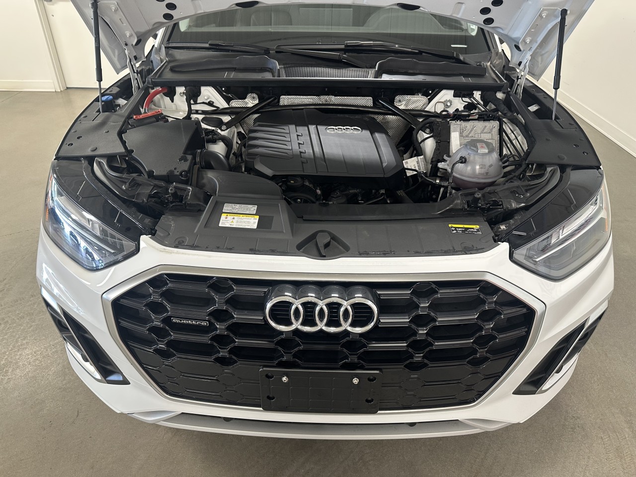 2023 Audi Q5 - Image 30