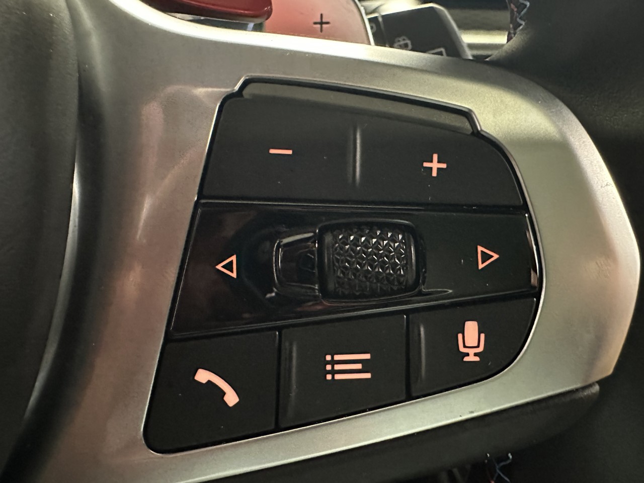 2023 BMW X3 - Image 16
